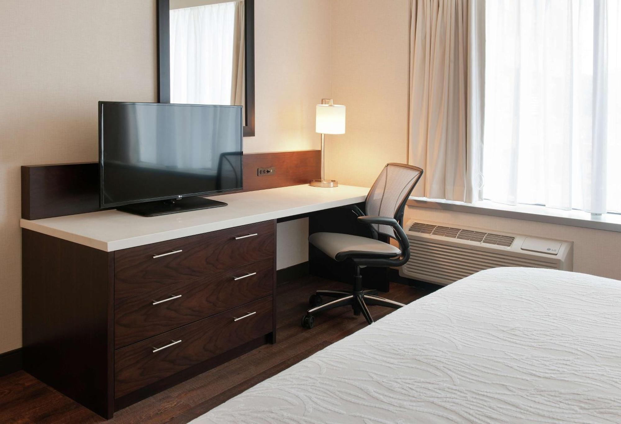 Hilton Garden Inn Pittsburgh Downtown Екстер'єр фото